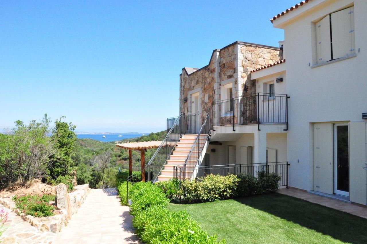 Residence Con Piscina A 4 Km Da Baja Sardinia Cala Bitta Dış mekan fotoğraf